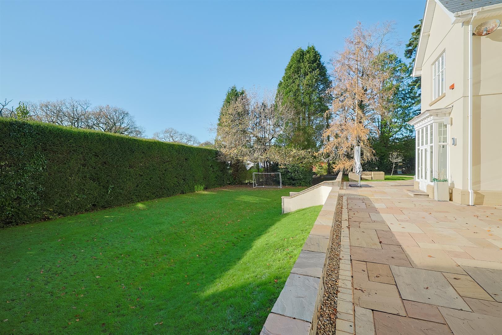 Uplands, Gowerton, Swansea, SA4 3ET